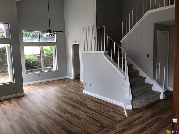 2nd image of 117 Paseo Marguerita