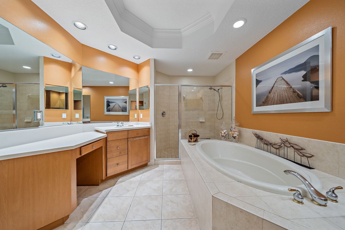 Owner's Ensuite Bathroom