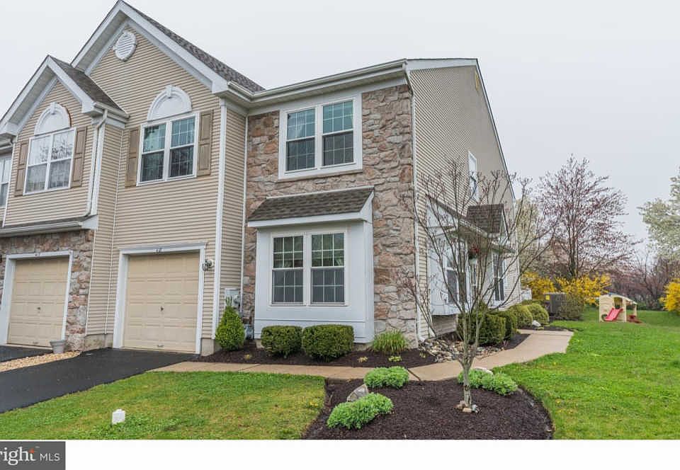 1st image of 418 Mahogany Walk