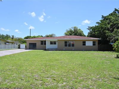 13701 NW 1st Ave, Miami, FL, 33168