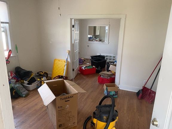 2nd image of 246 Hennepin St