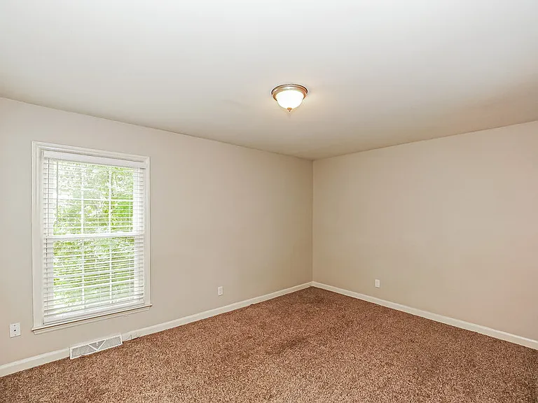8504 Beechbrooke Rd — Photo 13
