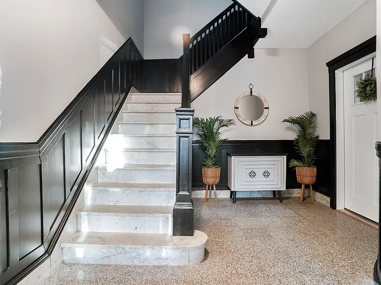 179 Babcock St — Photo 21