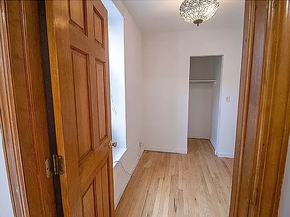 3rd image of 203 Bleecker St APT 8