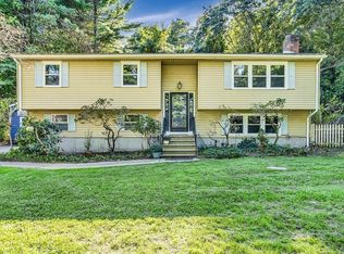 84 Framingham Rd, Southborough, MA 01772