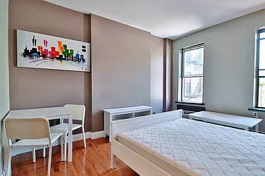 Rented by Bond New York