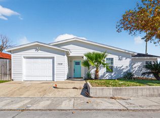 2320 43rd St, Galveston, TX 77550