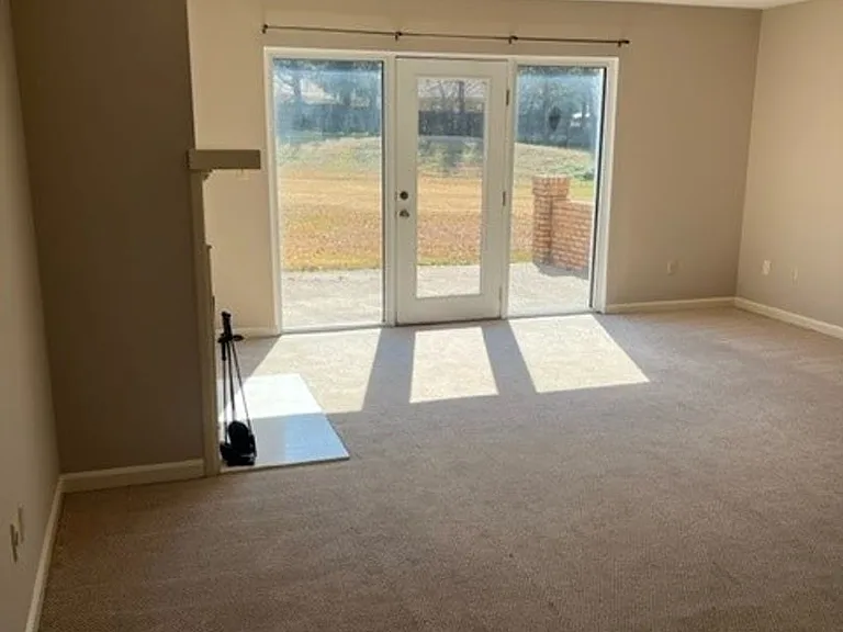 165 Fox Run — Photo 4