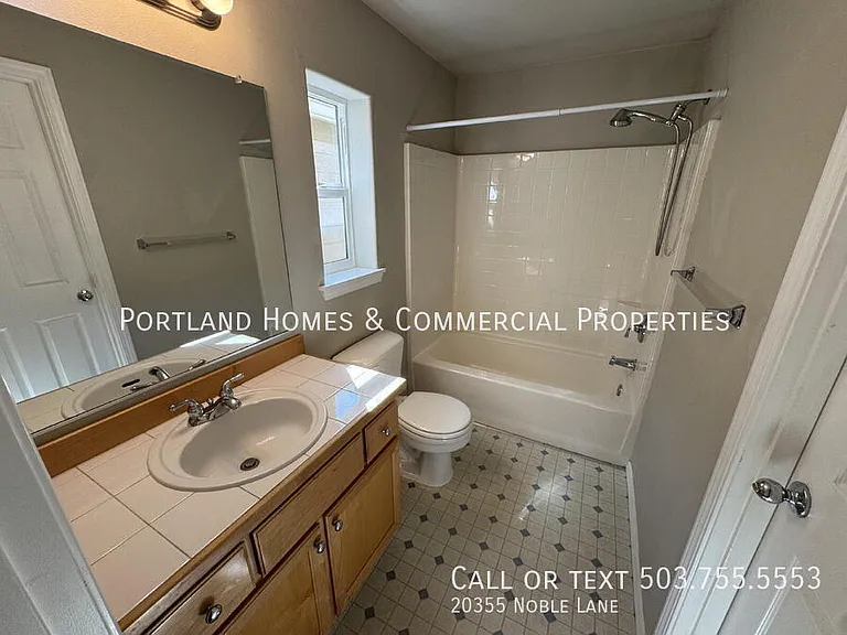 20355 Noble Ln — Photo 16