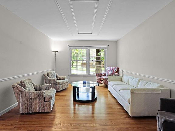 5th image of 12515 Trammell Ct