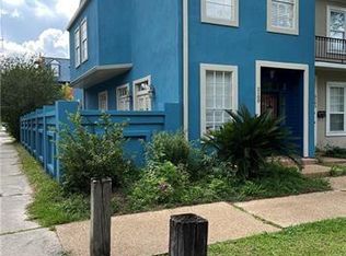 2100 Napoleon Ave, New Orleans, LA 70115