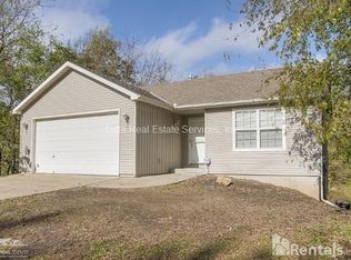 1724 N Emery St, Independence, MO 64050