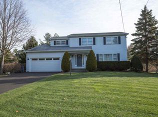 1410 Hempstead Ct, Niskayuna, NY 12309
