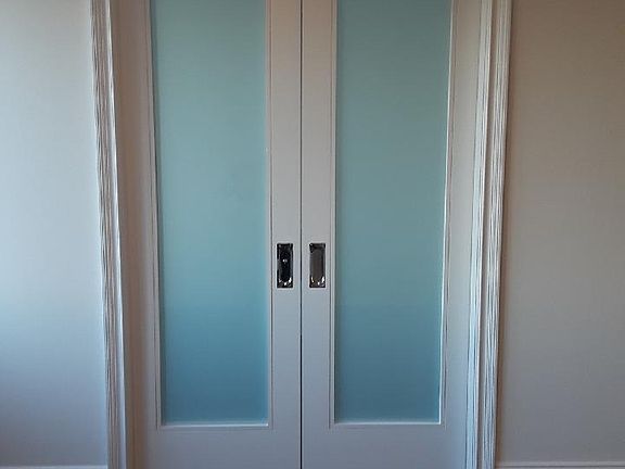 3rd image of 20 Beekman Pl APT 11C