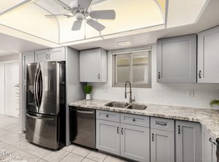 26629 S New Town Dr, Sun Lakes, AZ 85248