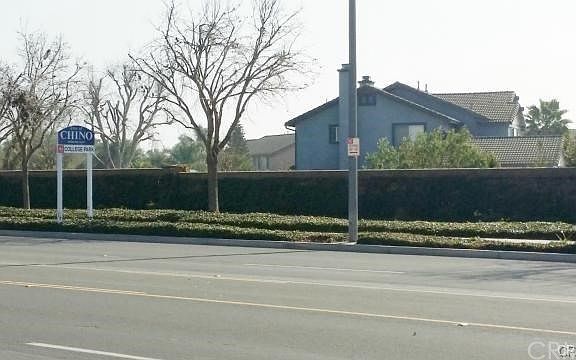 5th image of 6622 Edison Ave