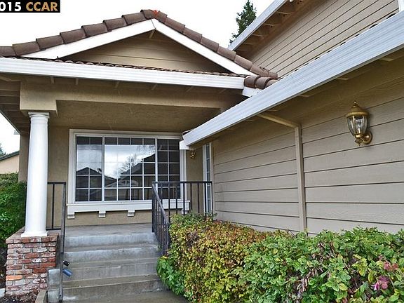 2nd image of 205 Walnut Creek Ct