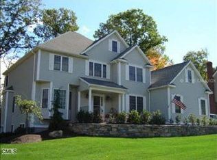 32 Spicebush Ln, Shelton, CT 06484