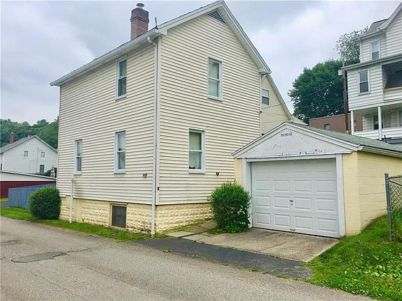2nd image of 823 Sidney St