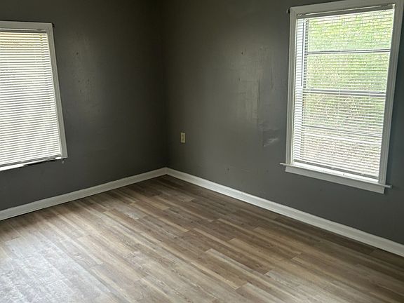 3rd image of 644 Nonconnah Rd