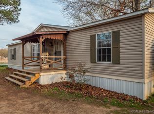 701 N 4th St, Quinton, OK 74561