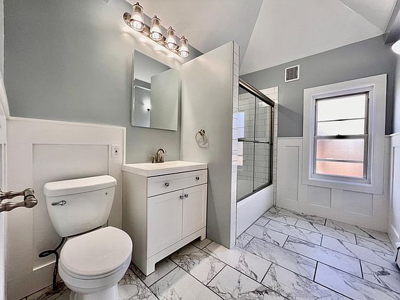 4th image of 52 Battle Ave #5