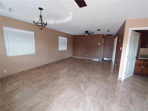 3rd image of 38709 Miguel St