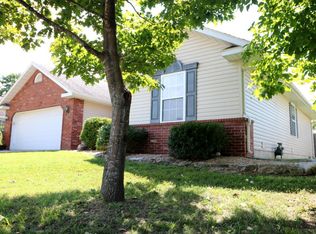 307 N Cedarwood Ave, Republic, MO 65738