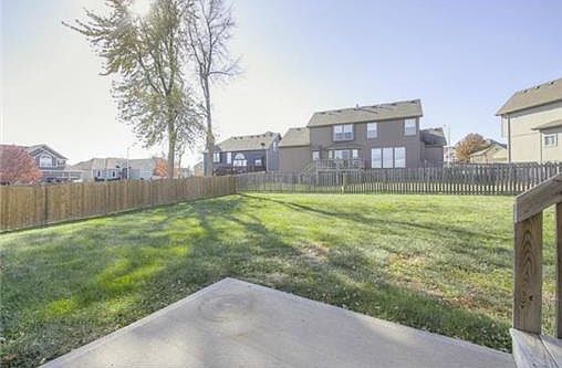 4th image of 7708 Dove Ave