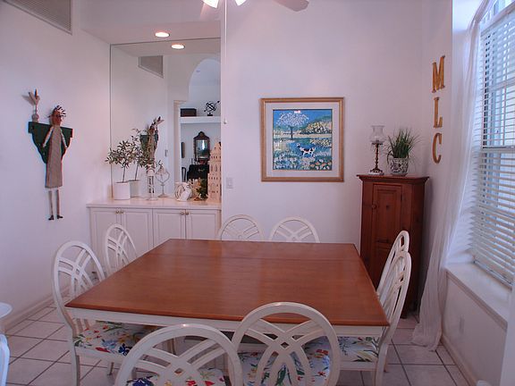 2nd image of 18339 SE Ridgeview Court