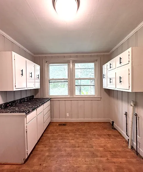 3329 Goodland Rd — Photo 12