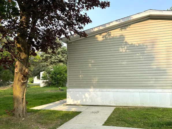 4600 Britton Rd, Perry, MI