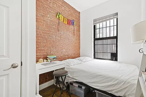 Rented by Corcoran | media 2