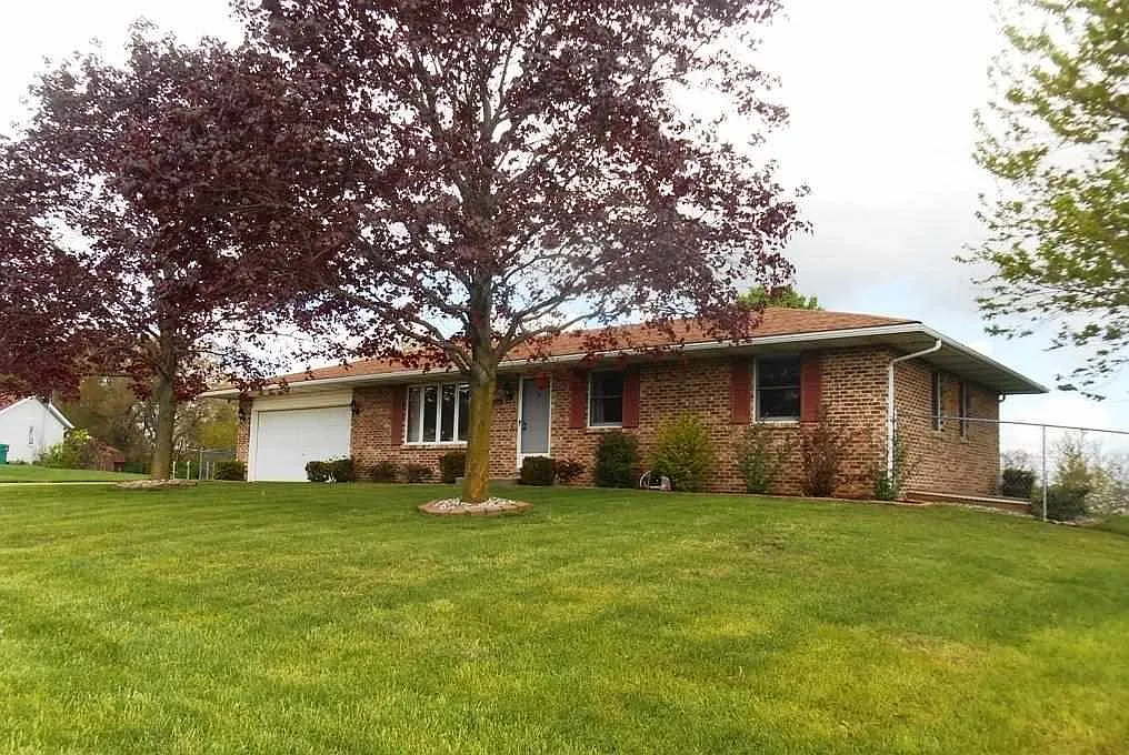1890 E Timberline Cir N photo 1