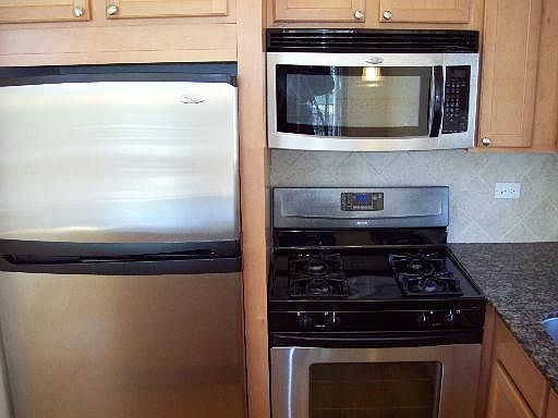 5th image of 4116 W Congress Pkwy #2