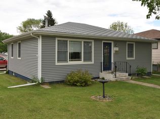 1431 N 15th St, Bismarck, ND 58501
