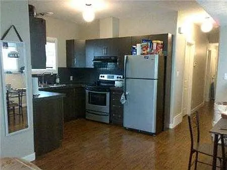 2 bed, 1.0 bath, $1,450 — Photo 2