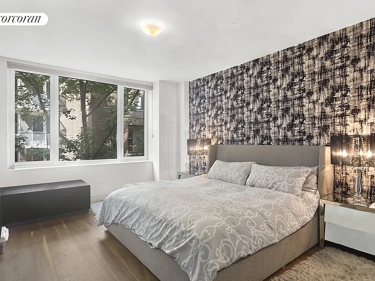 151 W 21st St #4B — Photo 7