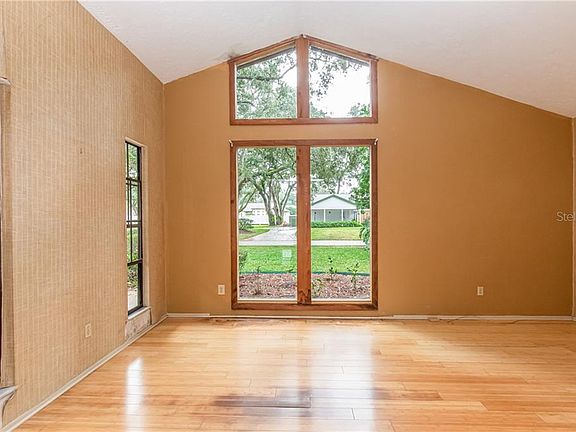 2nd image of 1001 Samy Dr