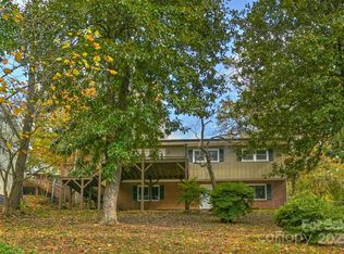 22 E Shore Dr, Asheville, NC 28805