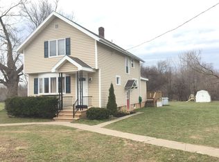 3697 Broadway Rd, Alexander, NY 14005