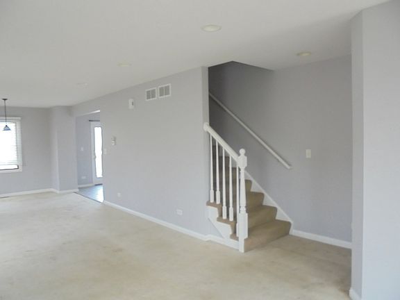 3rd image of 1134 Lawrence Dr