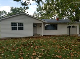 805 N Chestnut St, Shelbyville, IL 62565