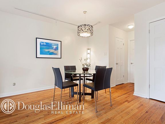 4th image of 311 E 83rd St APT 5A