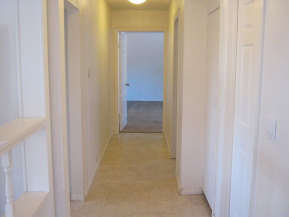 3rd image of 3205 Cypress St