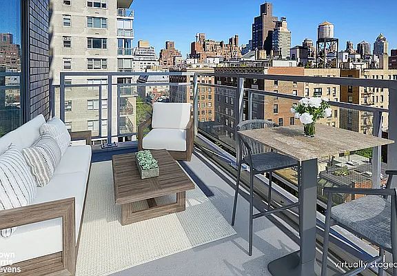 3rd image of 150 E 69th St APT 14H