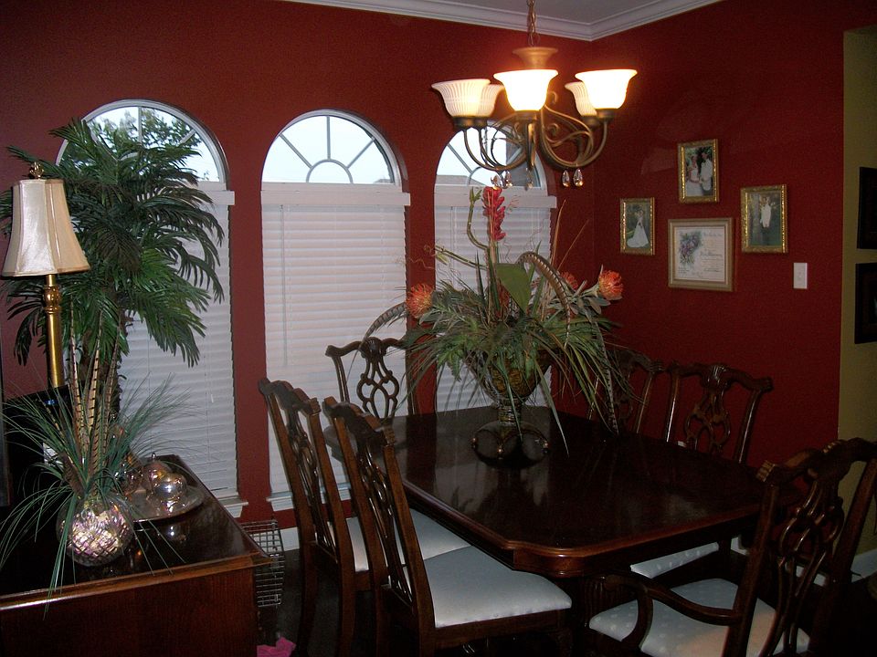 Formal dining