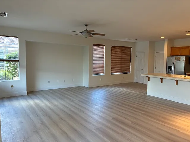 329 Brockton Pl — Photo 3