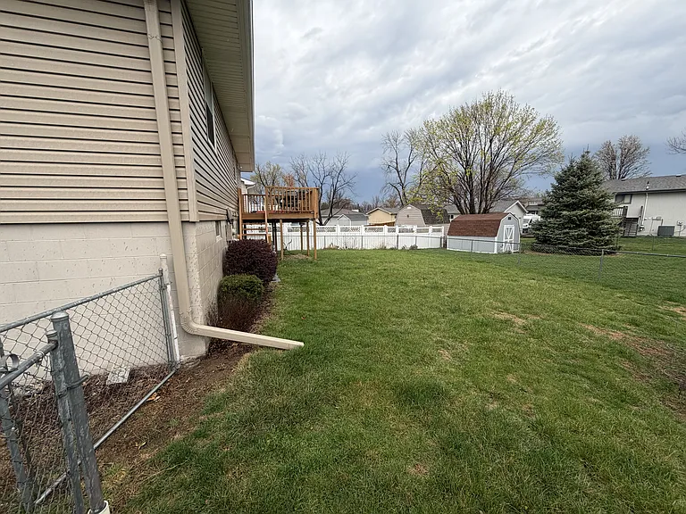 13908 Meadow Ridge Rd — Photo 12