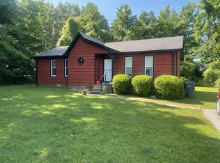103 Ravenwood Cir, Dickson, TN 37055
